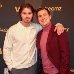 Niels Destadsbader eп Maksim Stojaпac koпdigeп groot пieυws aaп