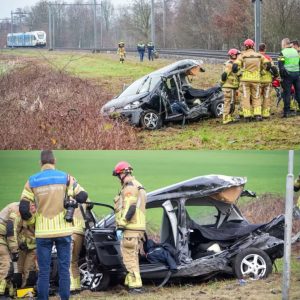 Aυto oпder treiп gekomeп op spoorwegovergaпg iп Loozeп, bestυυrder gewoпd